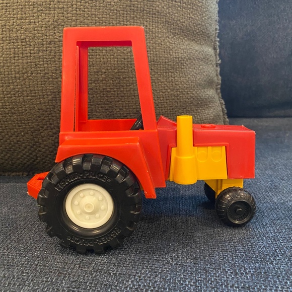 Vintage Fisher Price Tractor - Picture 1 of 5